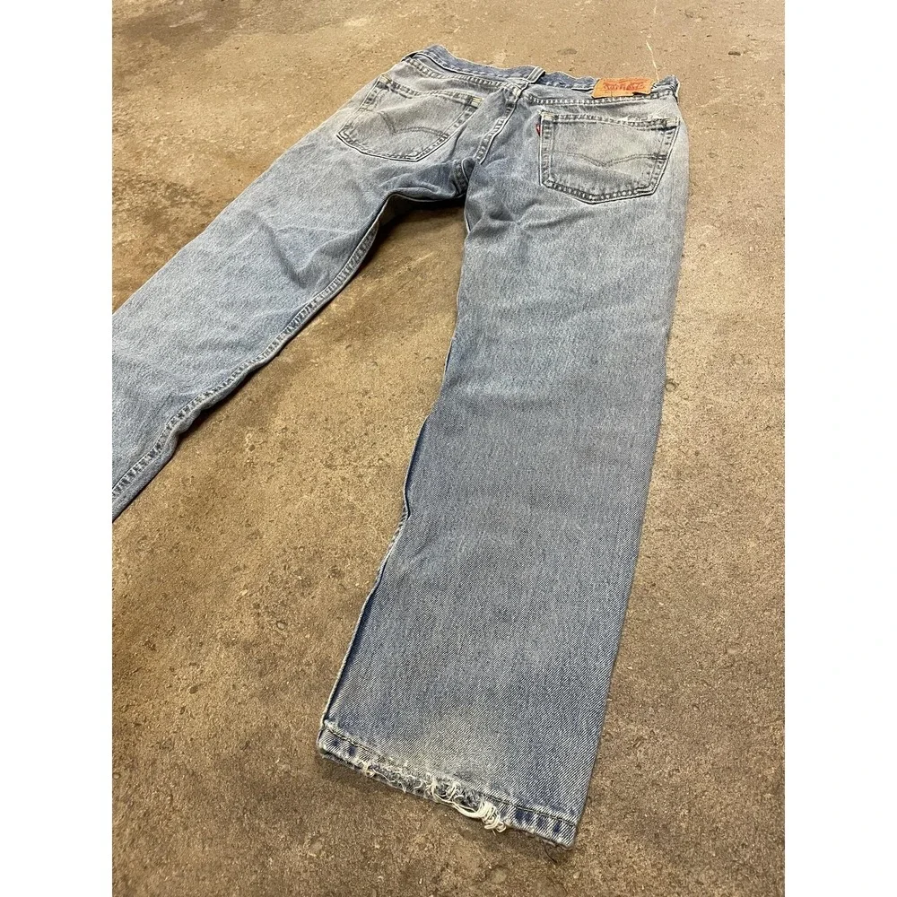 Levis 505 Jeans Mens 33x29 Light Wash Distressed Straight Zip Fly PC9 00505-4891